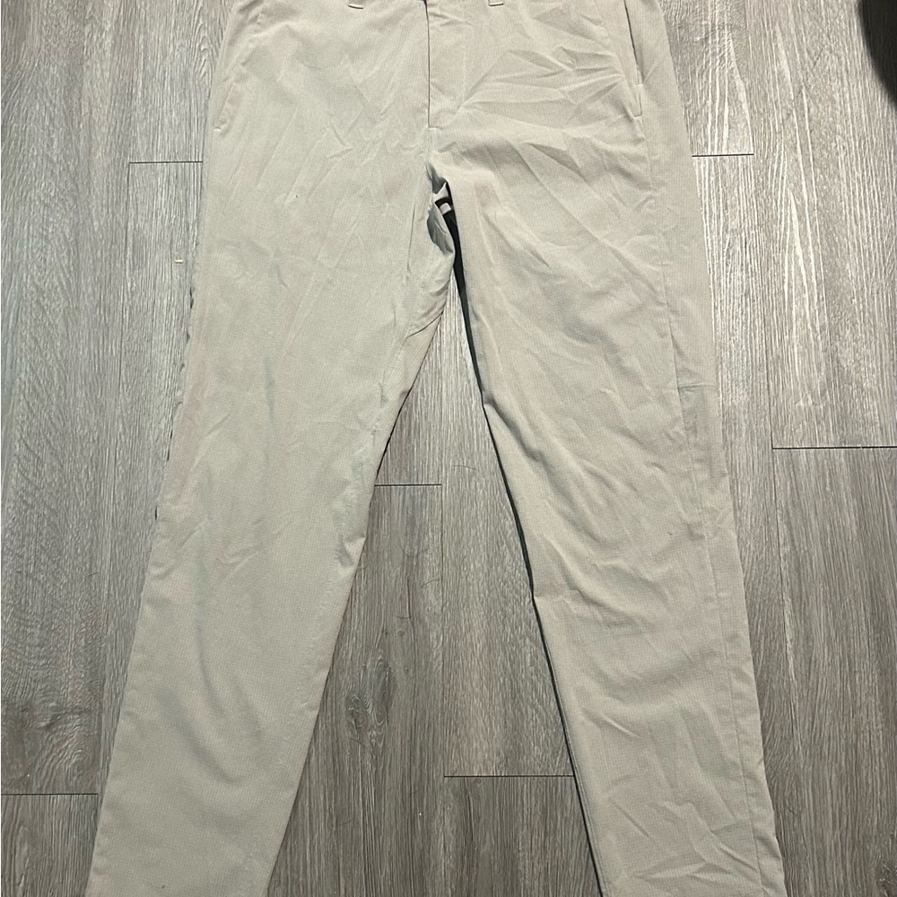 Lululemon Men's Classic Khaki Pants